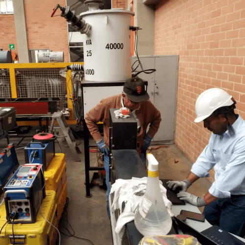 Ilustración Pruebas a Transformador en Planta Nacional de Transformadores TESLA